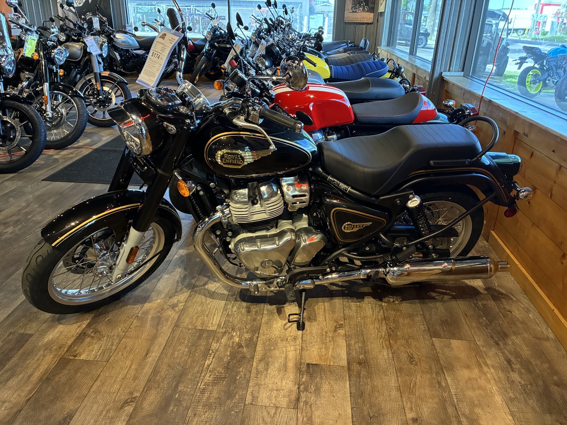 2026 Royal Enfield Bullet photo 3