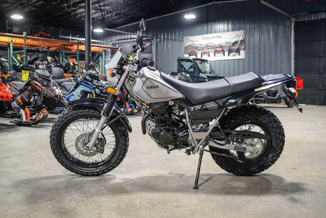 2026 Yamaha TW200 6