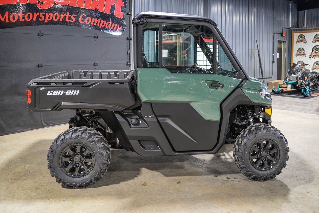 2026 Can-Am™ Defender DPS CAB HD10 3