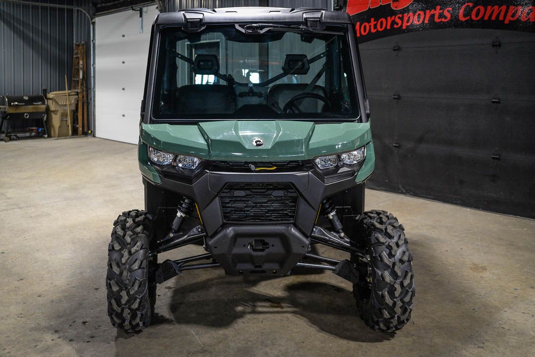 2026 Can-Am™ Defender DPS CAB HD10 2
