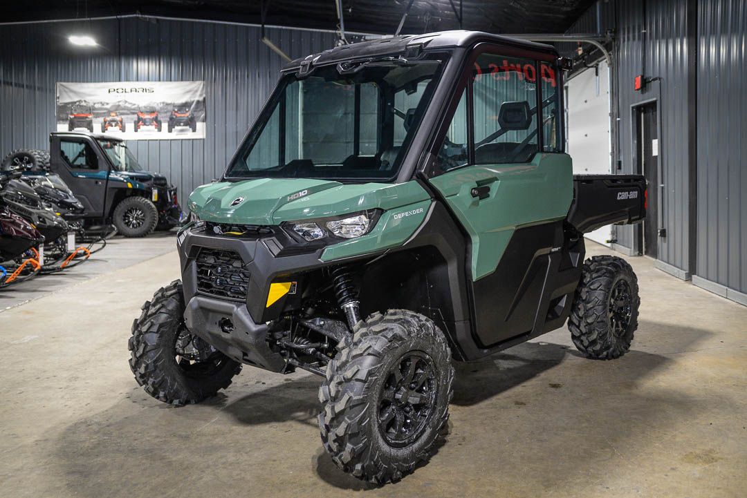 2026 Can-Am™ Defender DPS CAB HD10 6