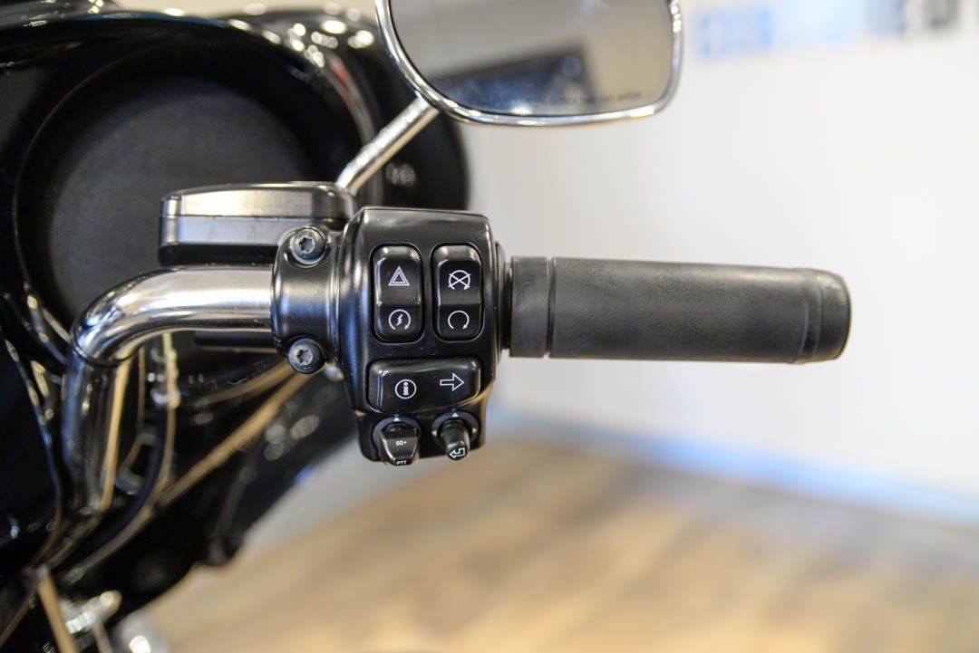 2015 Harley-Davidson Ultra Limited 9