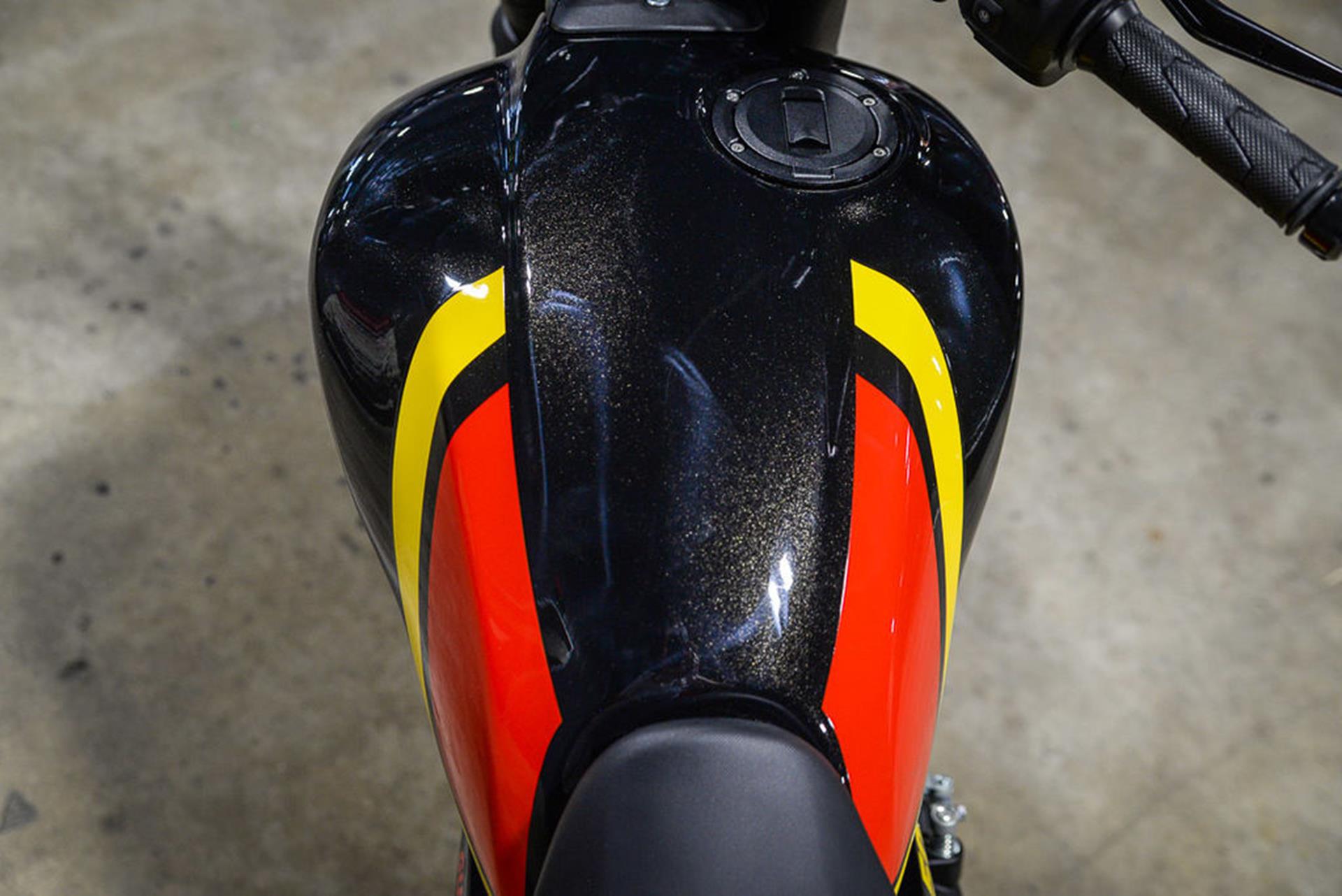 2026 Royal Enfield Guerrilla photo 6