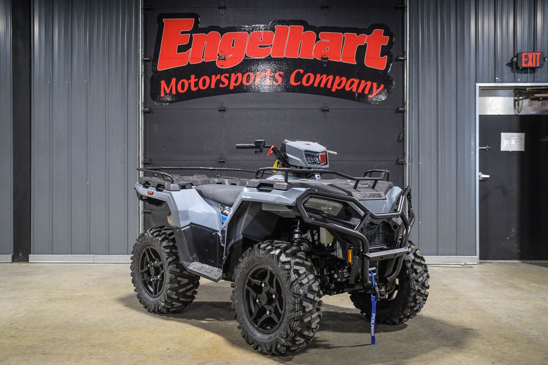 2025 Sportsman 570 Premium