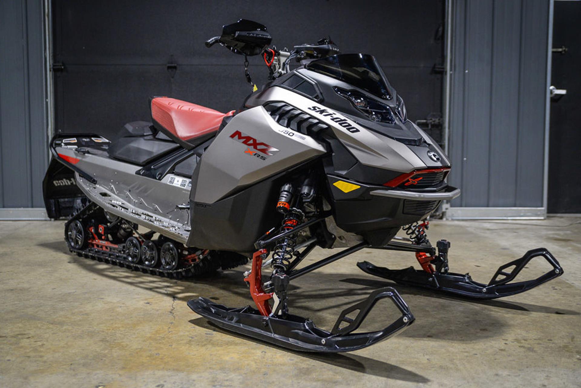 2023 Ski-Doo MXZ X-RS 850 E-TEC ES w/ Smart-Shox & Pilot TX Rip 2
