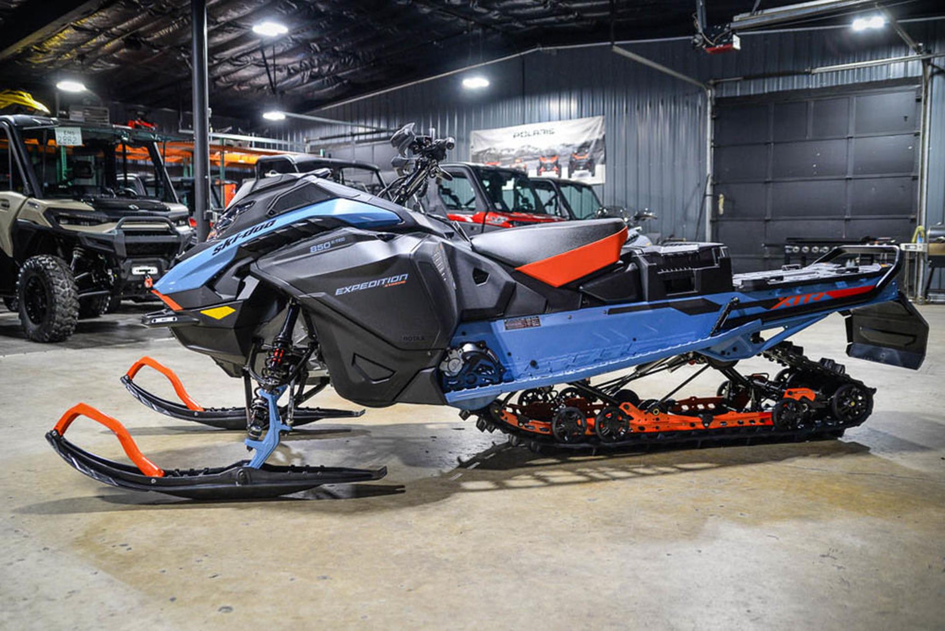 2026 Ski-Doo Expedition Xtreme 850 E-TEC ES Cobra WT 1.8 5