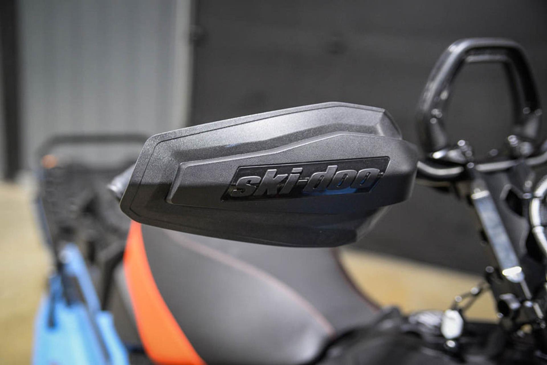 2026 Ski-Doo Expedition Xtreme 850 E-TEC ES Cobra WT 1.8 12