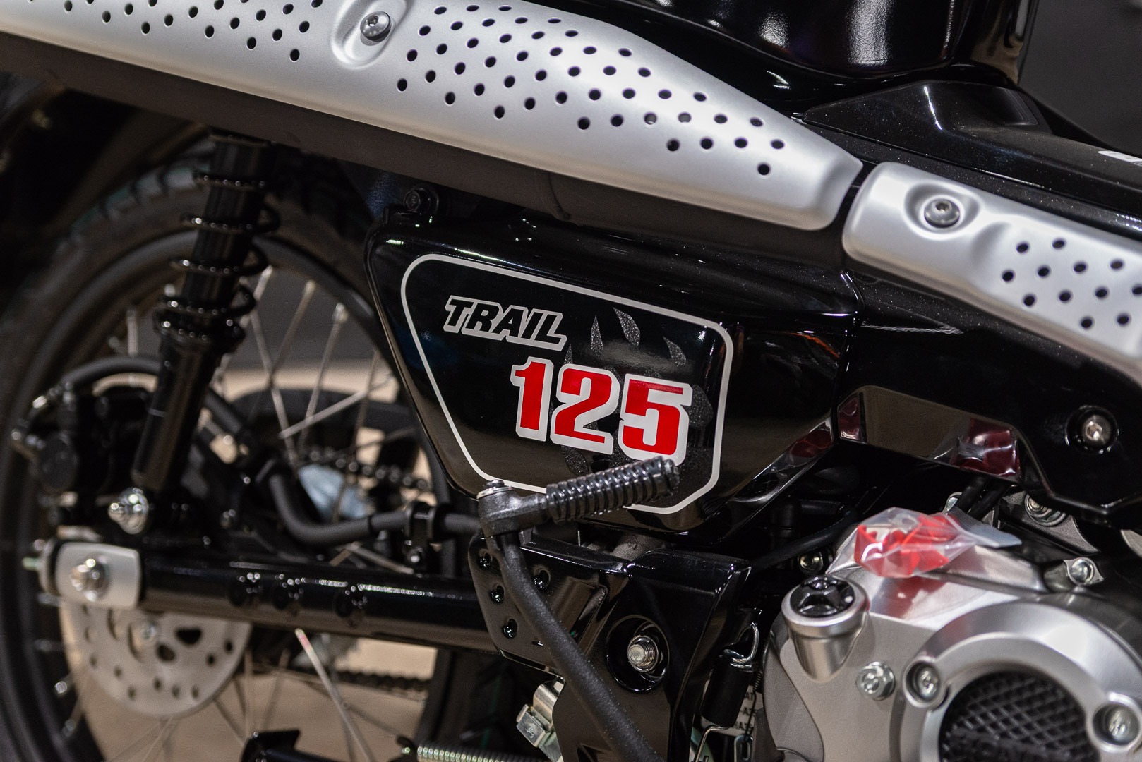 2026 Honda Trail125 7