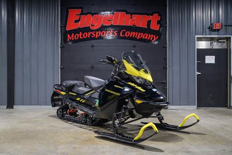 2022 Ski-Doo Renegade Adrenaline 850 E-TEC ES RipSaw 1.25