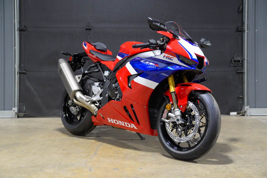 2026 Honda CBR1000RR-R Fireblade SP 2