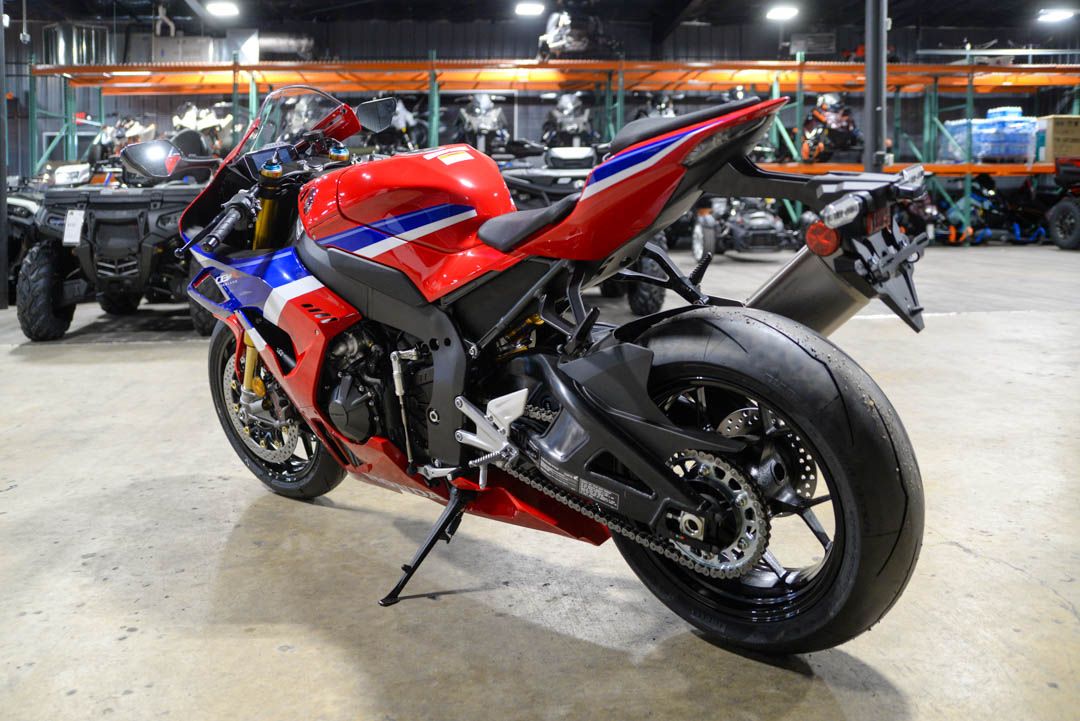 2026 Honda CBR1000RR-R Fireblade SP 5