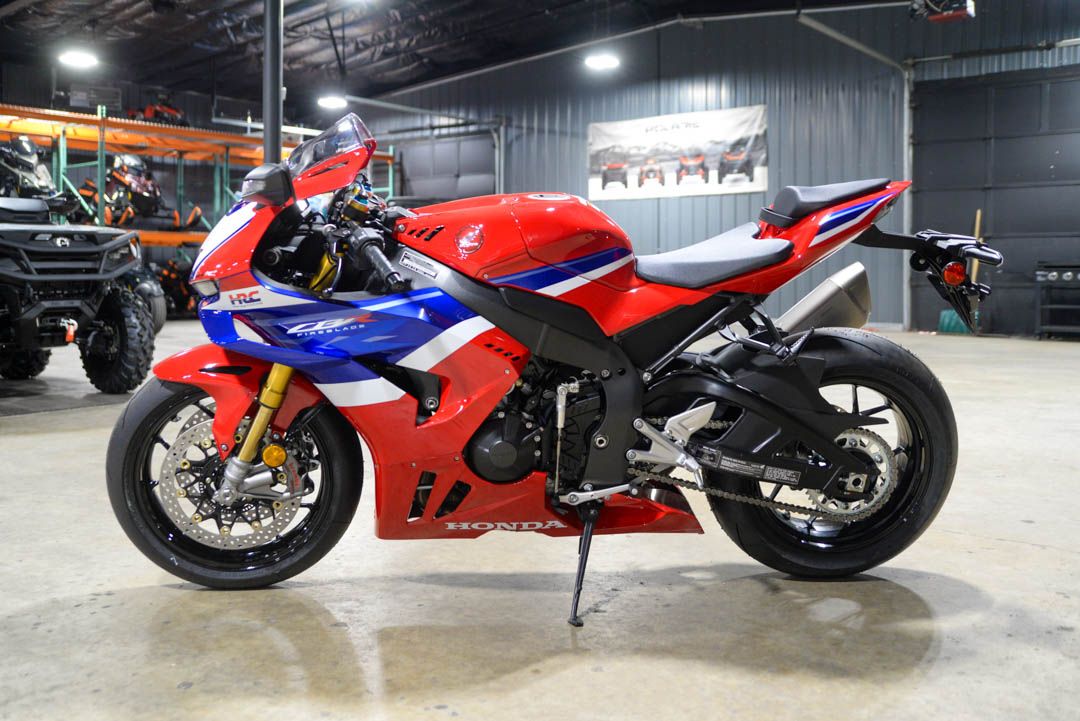 2026 Honda CBR1000RR-R Fireblade SP 6