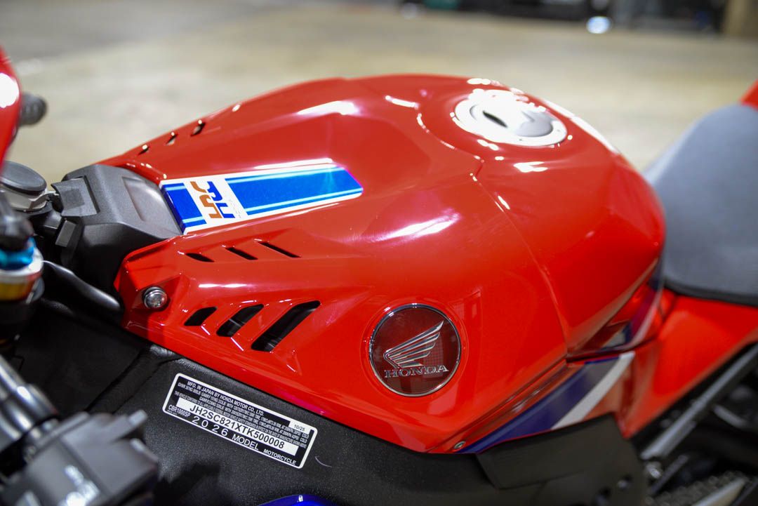 2026 Honda CBR1000RR-R Fireblade SP 12