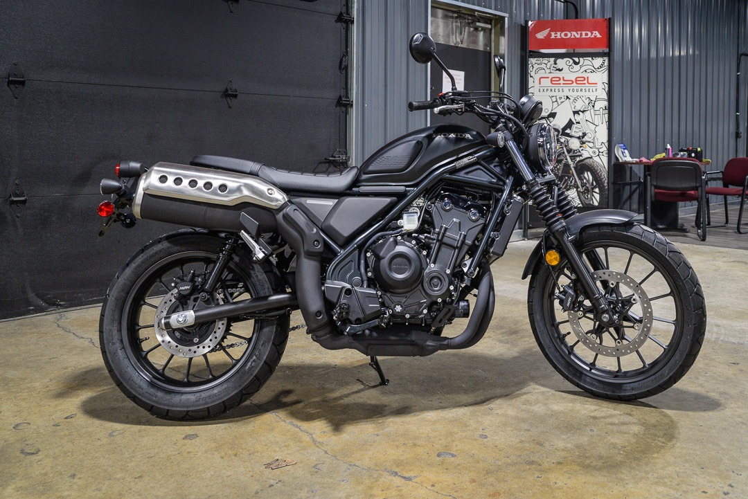 2026 Honda SCL500 3