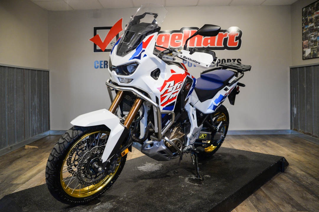 2025 Honda Africa Twin Adventure Sports ES 3
