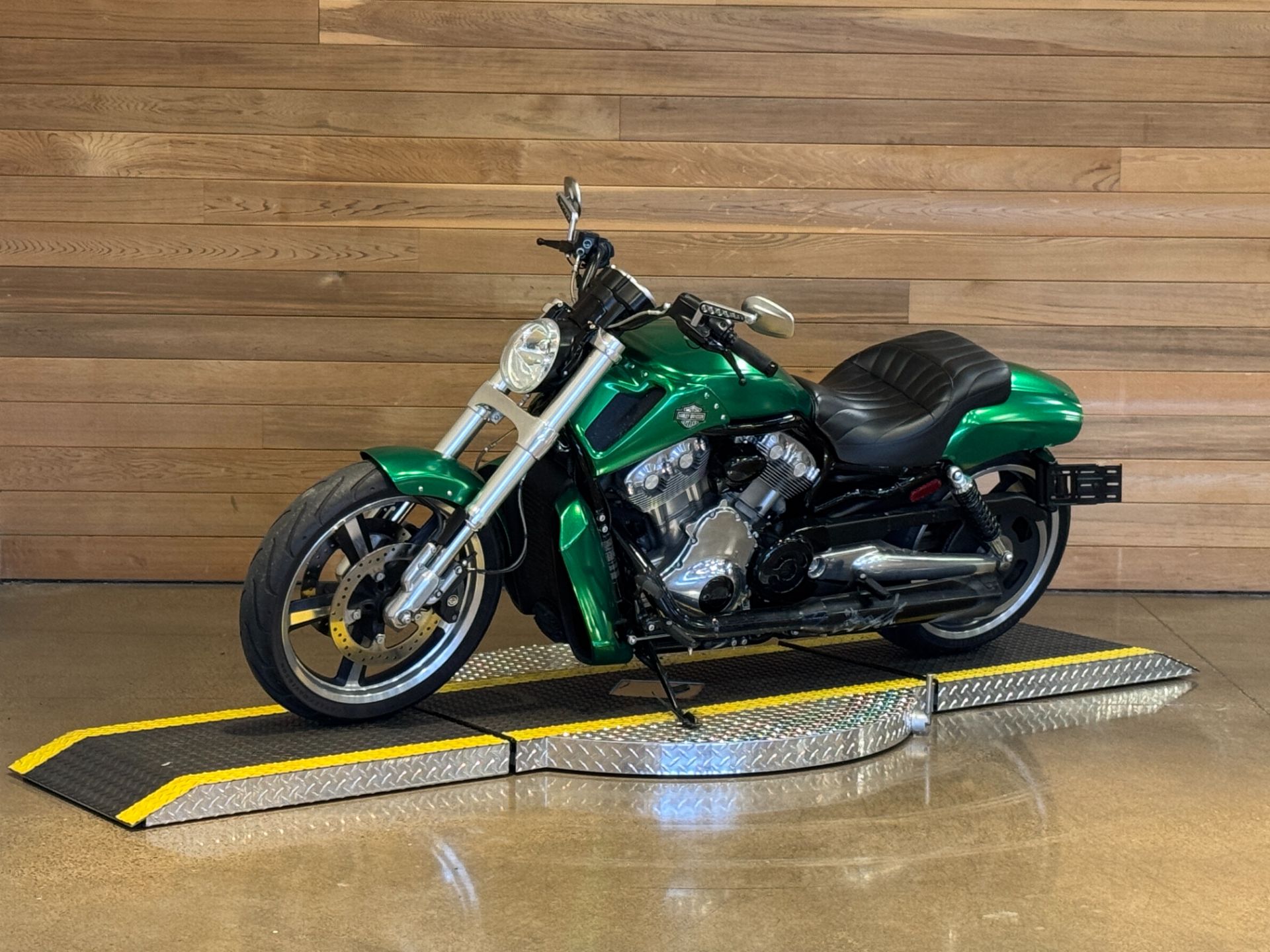 2013 Harley-Davidson V-Rod Muscle® in Salem, Oregon - Photo 4