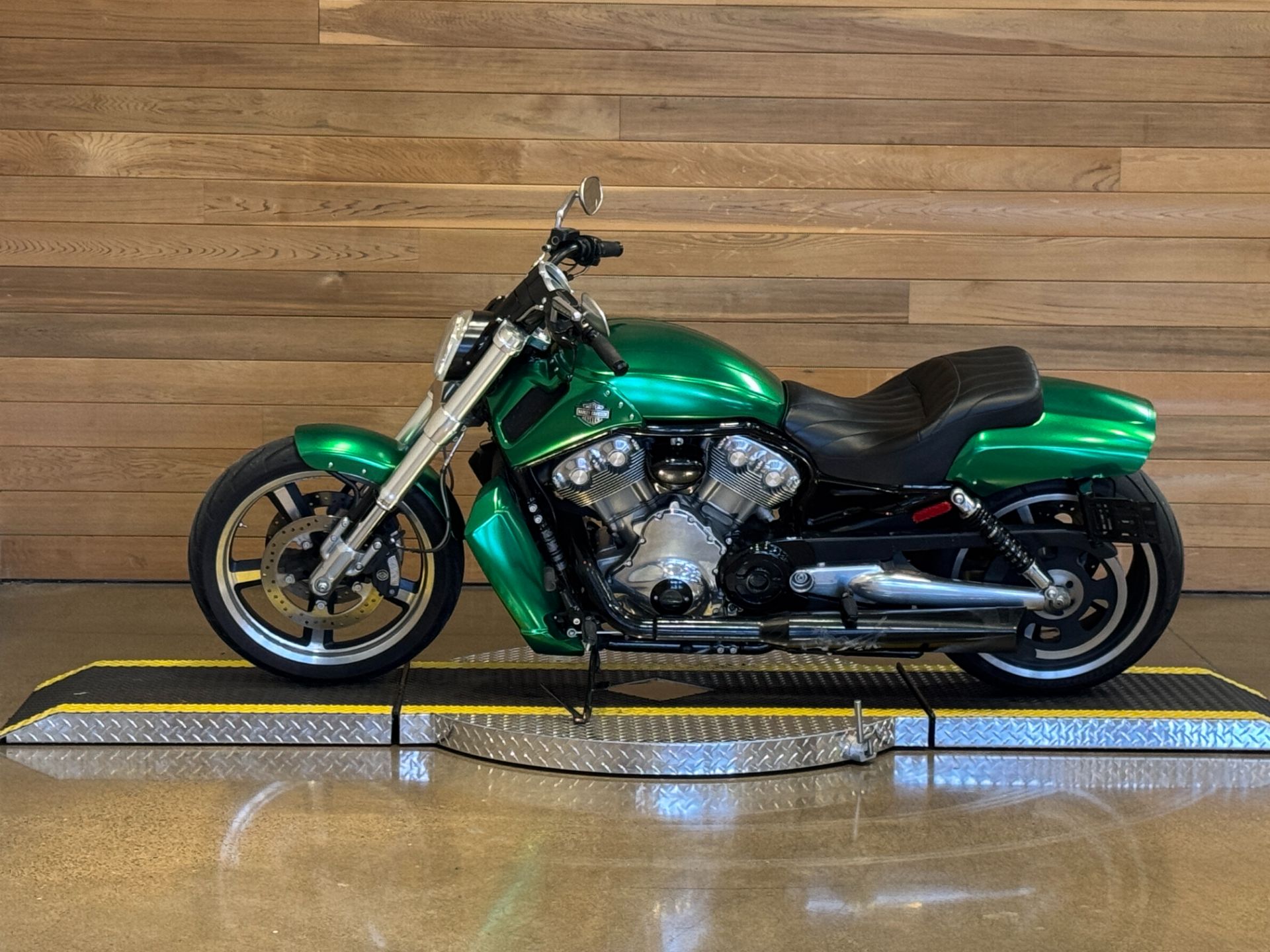 2013 Harley-Davidson V-Rod Muscle® in Salem, Oregon - Photo 5