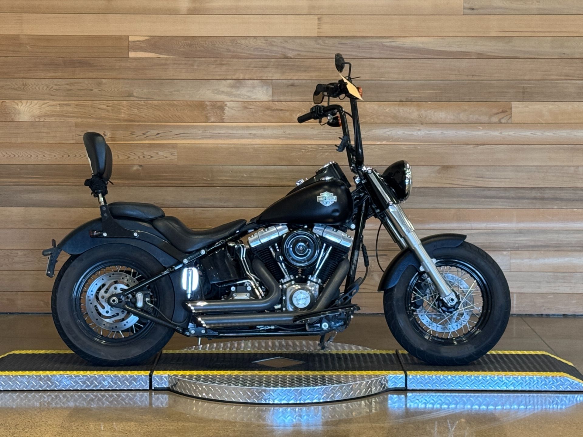 2016 Harley-Davidson Softail Slim® in Salem, Oregon - Photo 1