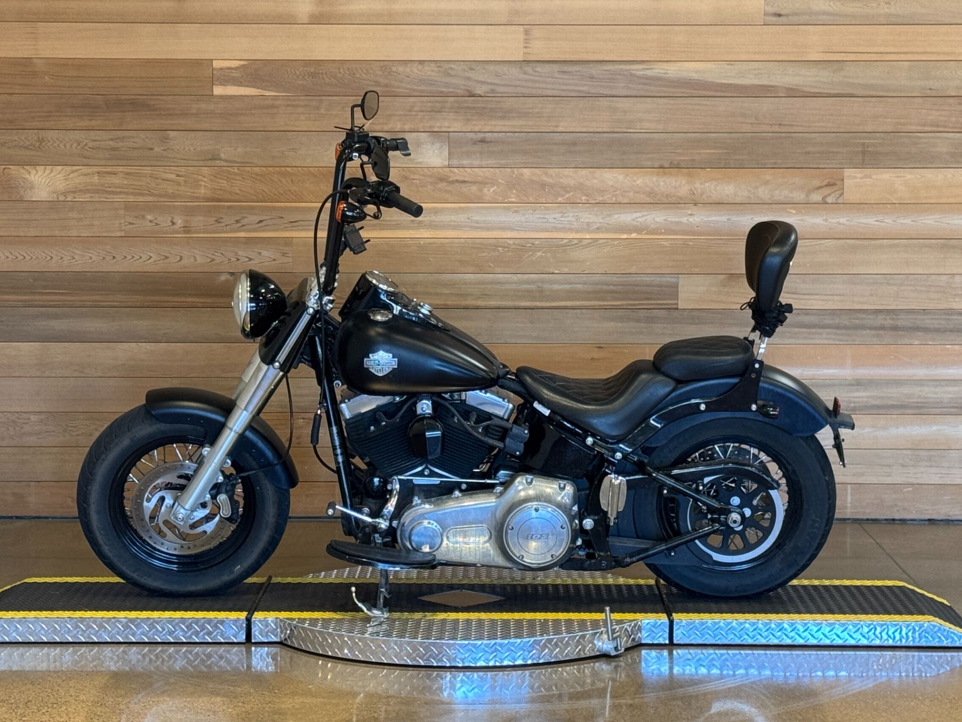 2016 Harley-Davidson Softail Slim® in Salem, Oregon - Photo 5