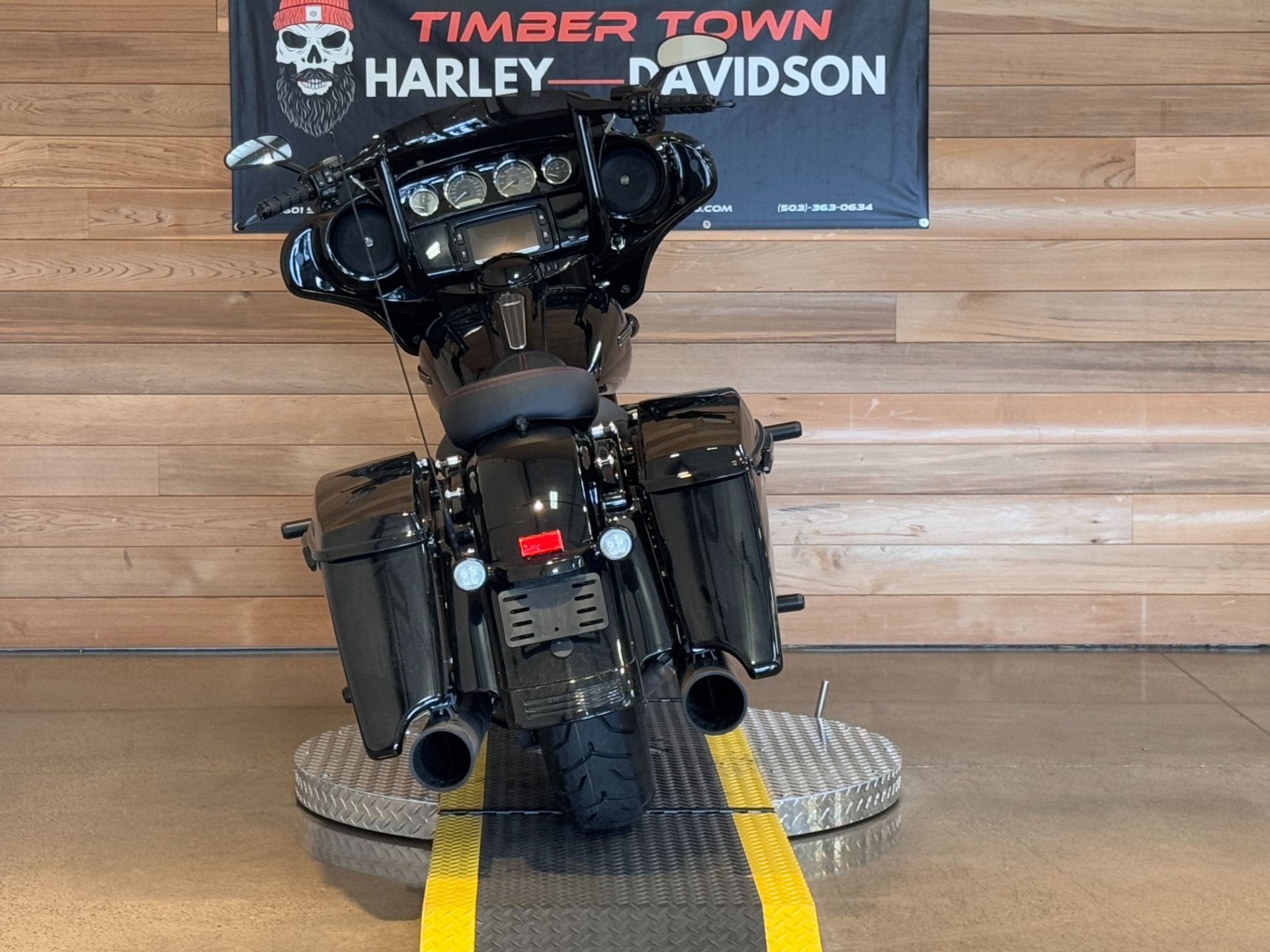 2018 Harley-Davidson Street Glide® Special in Salem, Oregon - Photo 6