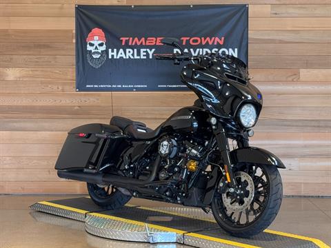 2018 Harley-Davidson Street Glide® Special in Salem, Oregon - Photo 2