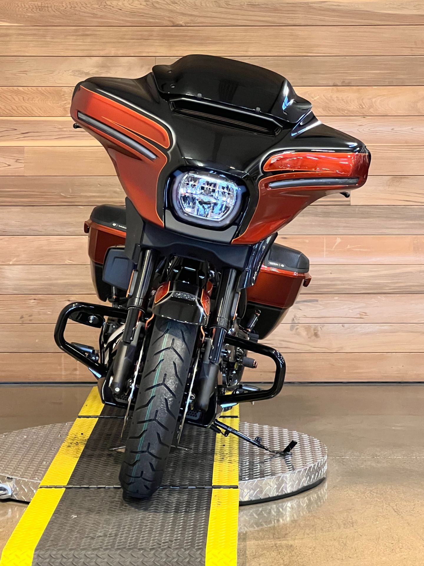 2023 Harley-Davidson CVO™ Street Glide® in Salem, Oregon - Photo 3