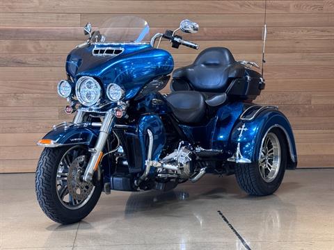 2015 Harley-Davidson Tri Glide® Ultra in Salem, Oregon - Photo 4