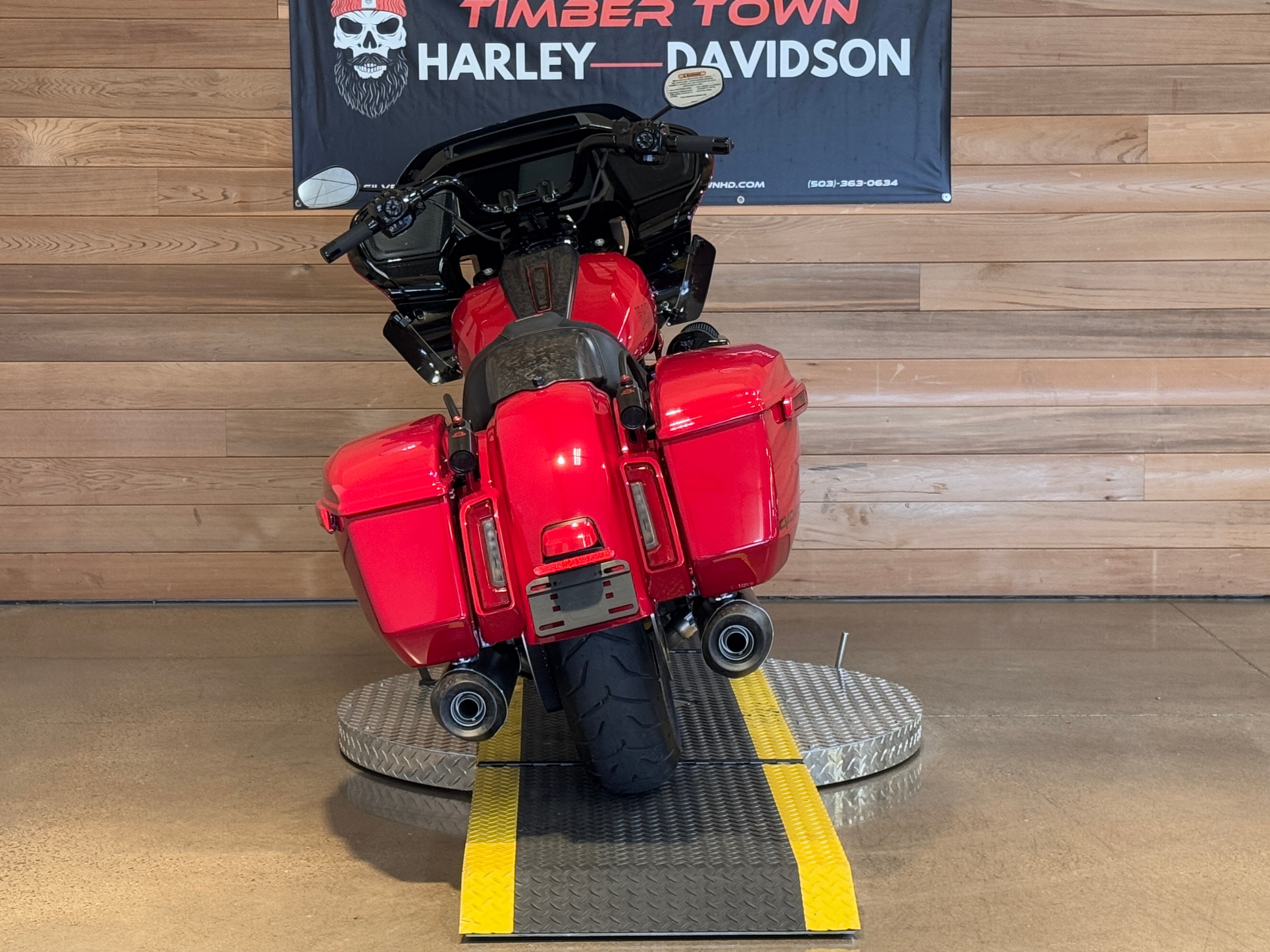 2025 Harley-Davidson CVO Road Glide® ST 1
