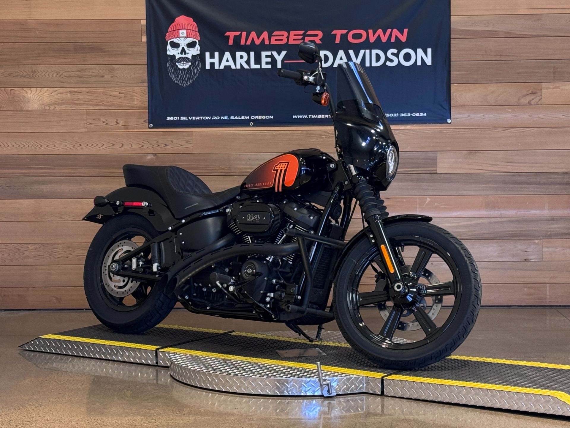 2023 Harley-Davidson Street Bob® 114 in Salem, Oregon - Photo 2