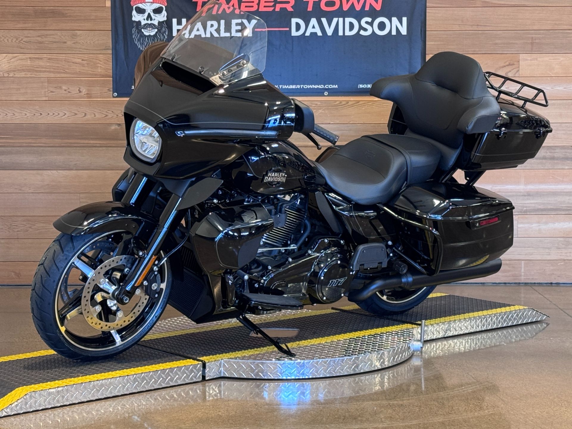 2025 Harley-Davidson Street Glide® Ultra in Salem, Oregon - Photo 4