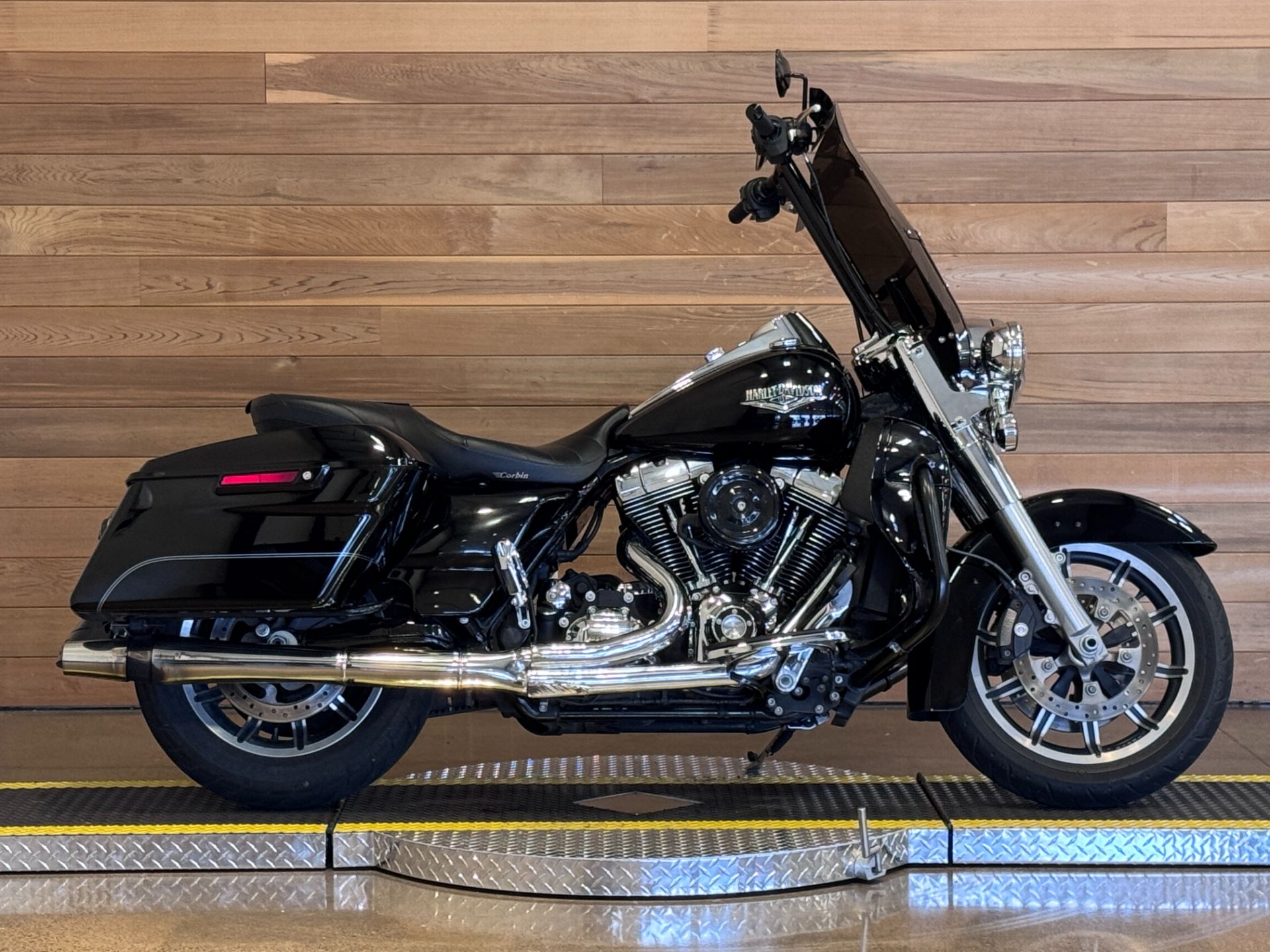 2015 Harley-Davidson Road King® in Salem, Oregon - Photo 1