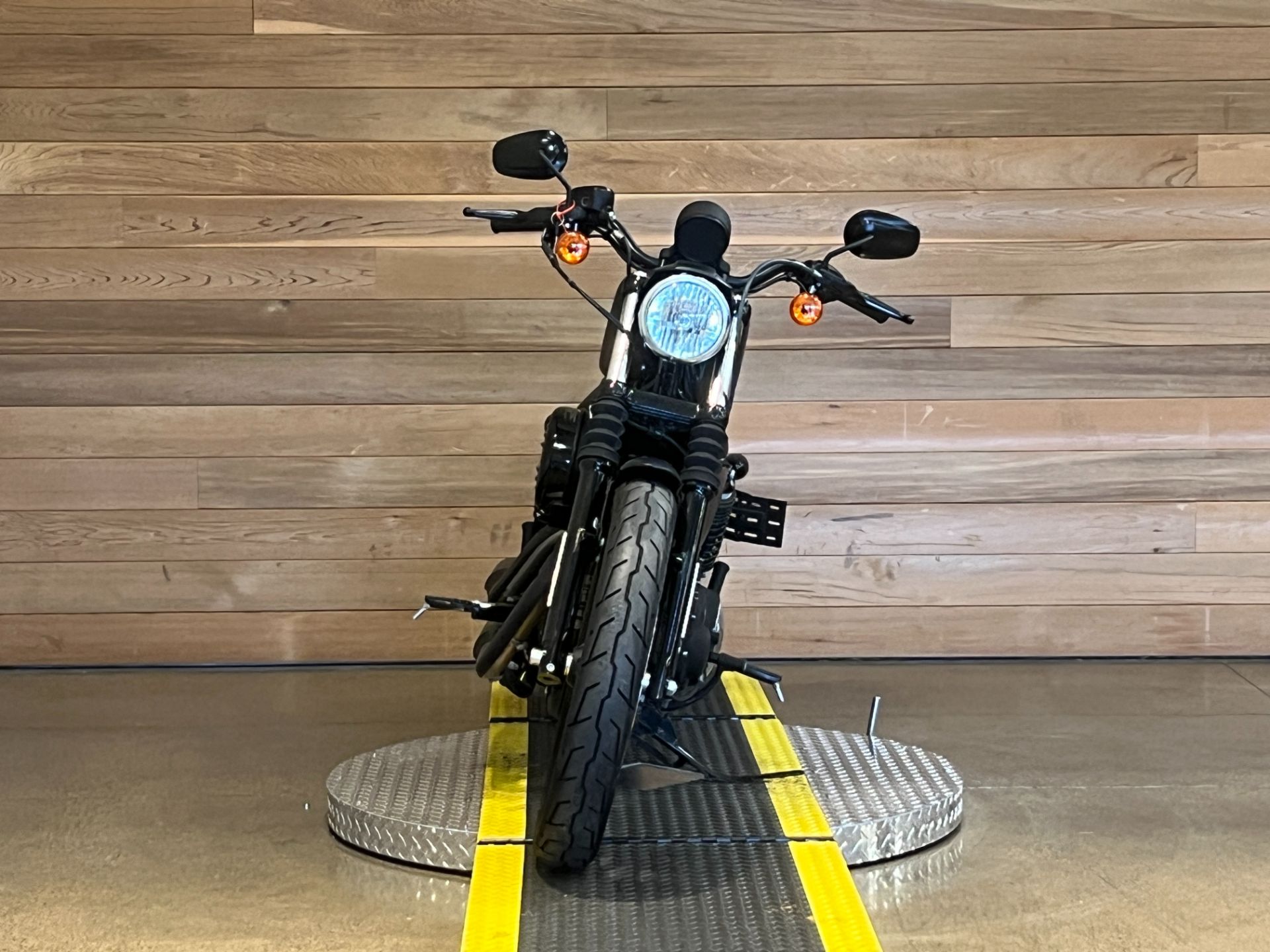 2020 Harley-Davidson Iron 883™ in Salem, Oregon - Photo 3