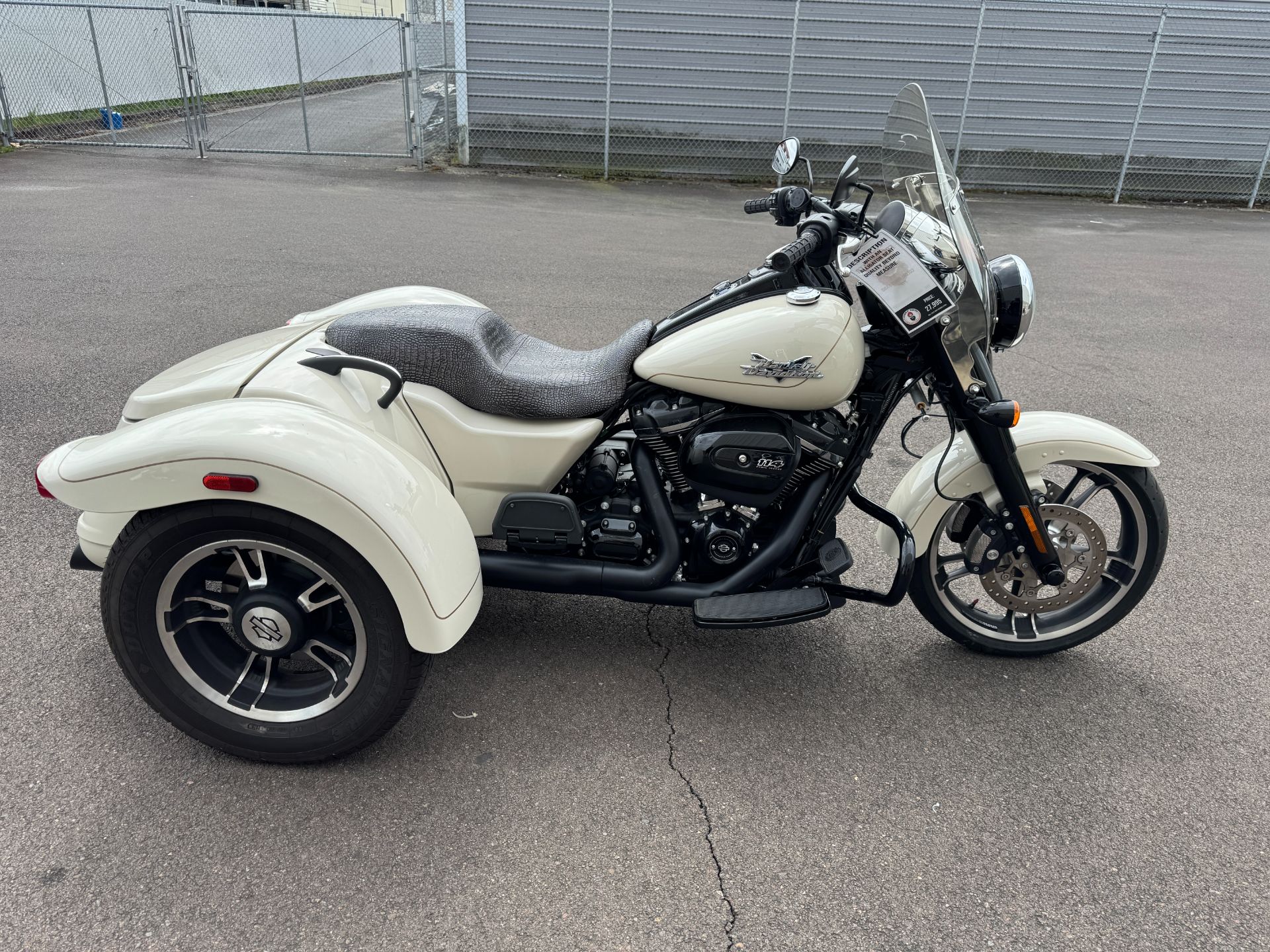 2023 Freewheeler®