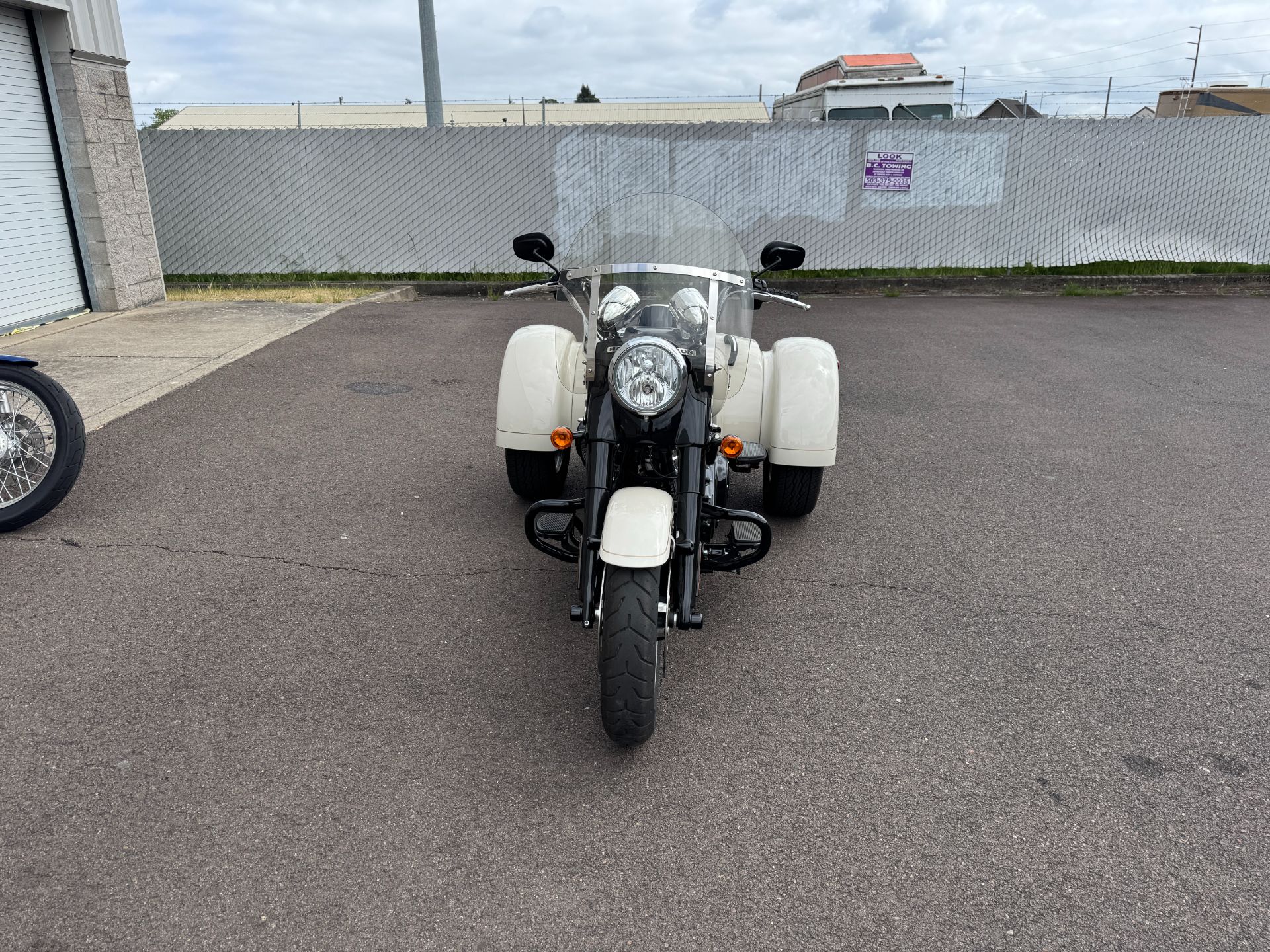 2023 Harley-Davidson Freewheeler® 2