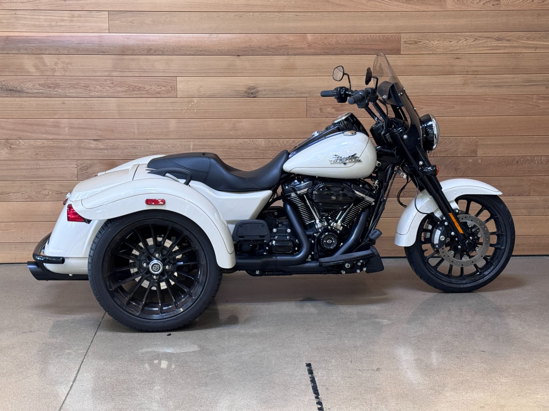 2023 Harley-Davidson Freewheeler® in Salem, Oregon - Photo 1