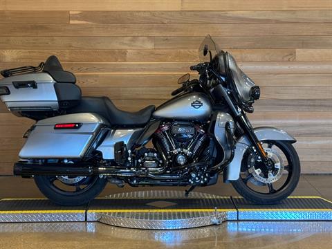 2019 Harley-Davidson CVO™ Limited in Salem, Oregon - Photo 1