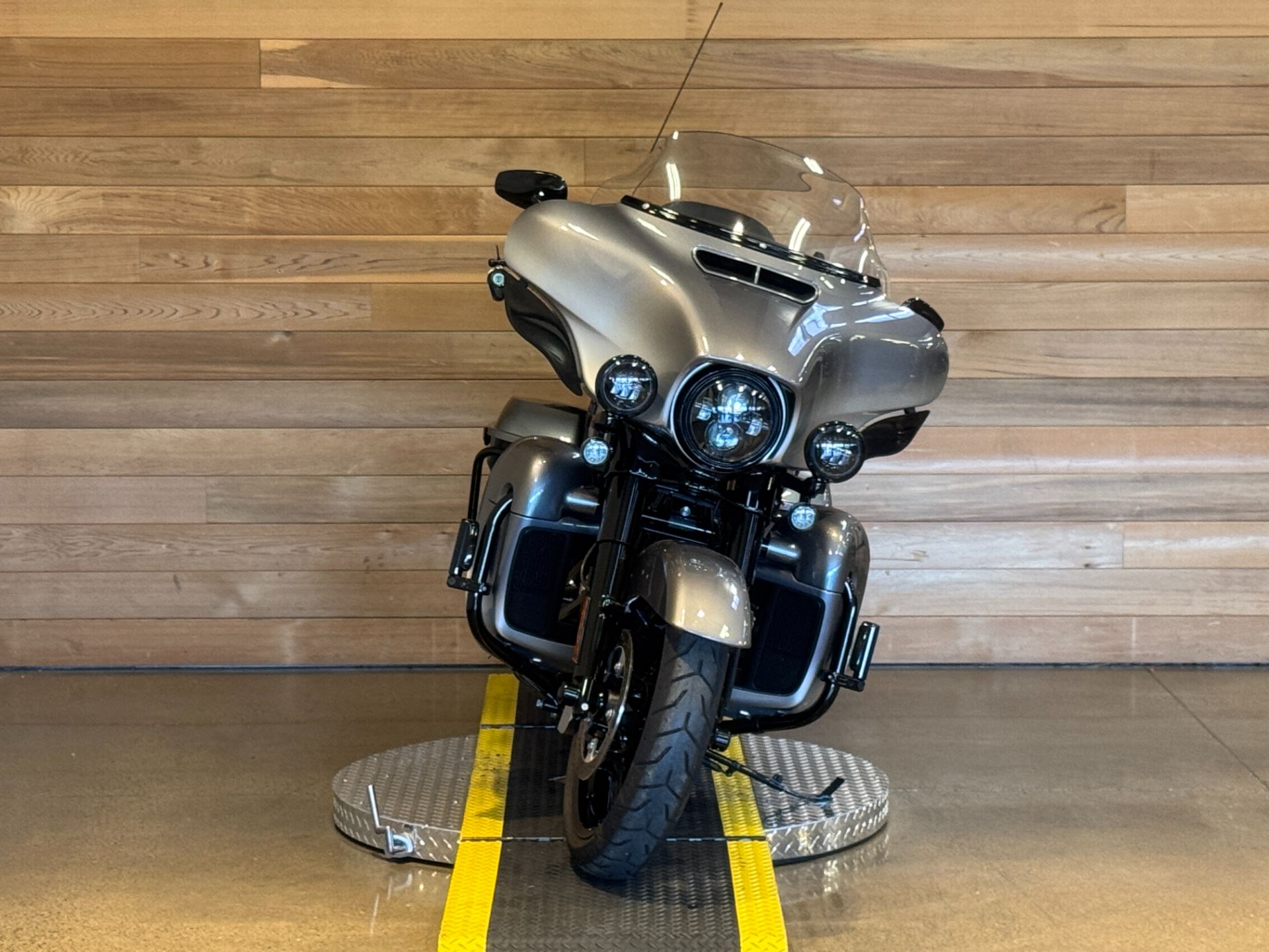2019 Harley-Davidson CVO™ Limited in Salem, Oregon - Photo 3