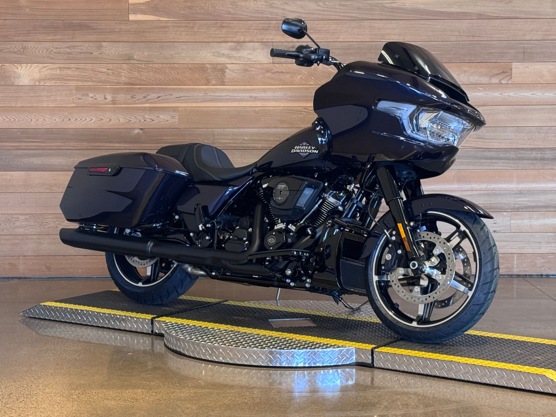 2025 Harley-Davidson Road Glide® in Salem, Oregon - Photo 2