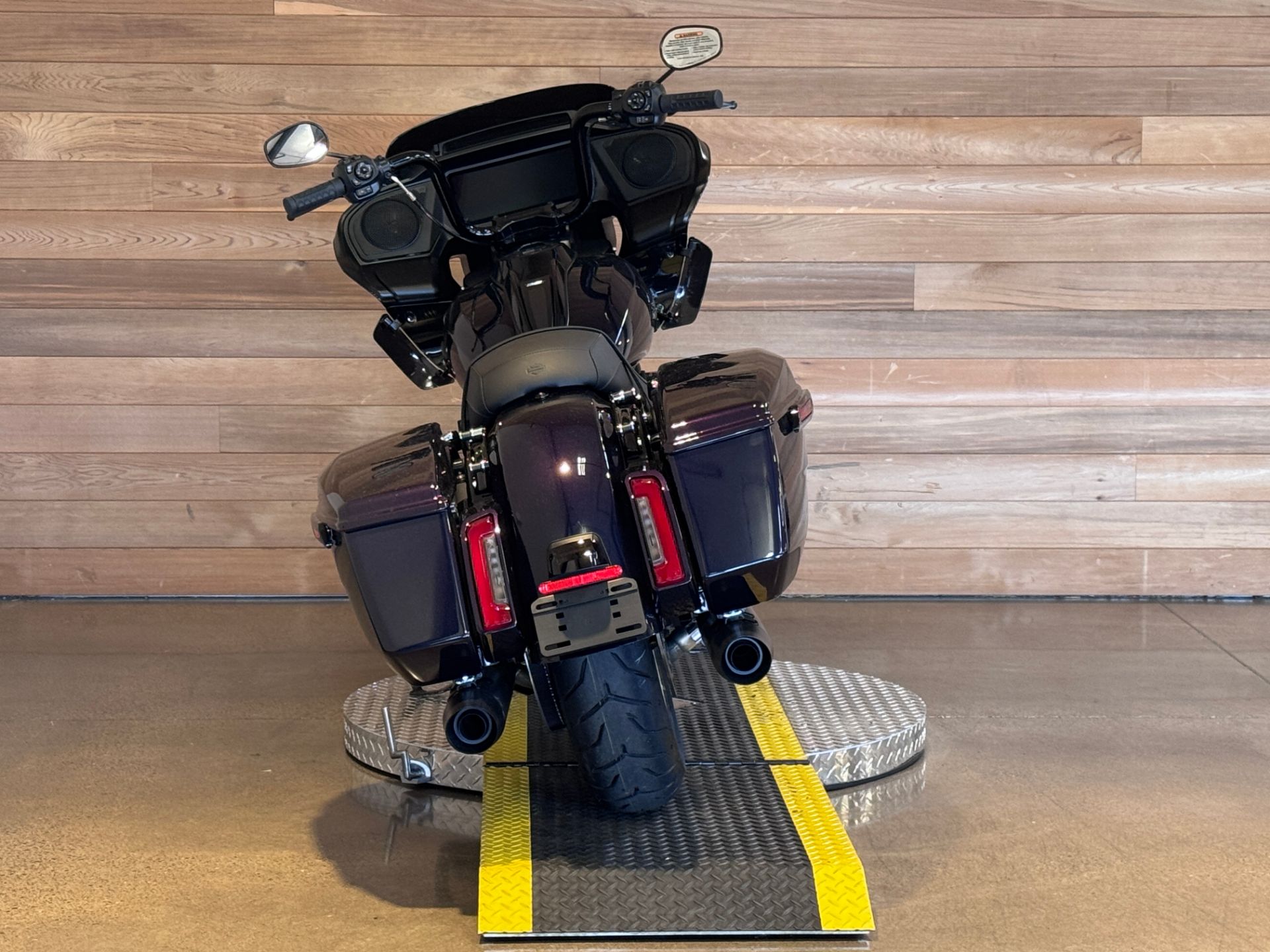 2025 Harley-Davidson Road Glide® in Salem, Oregon - Photo 6