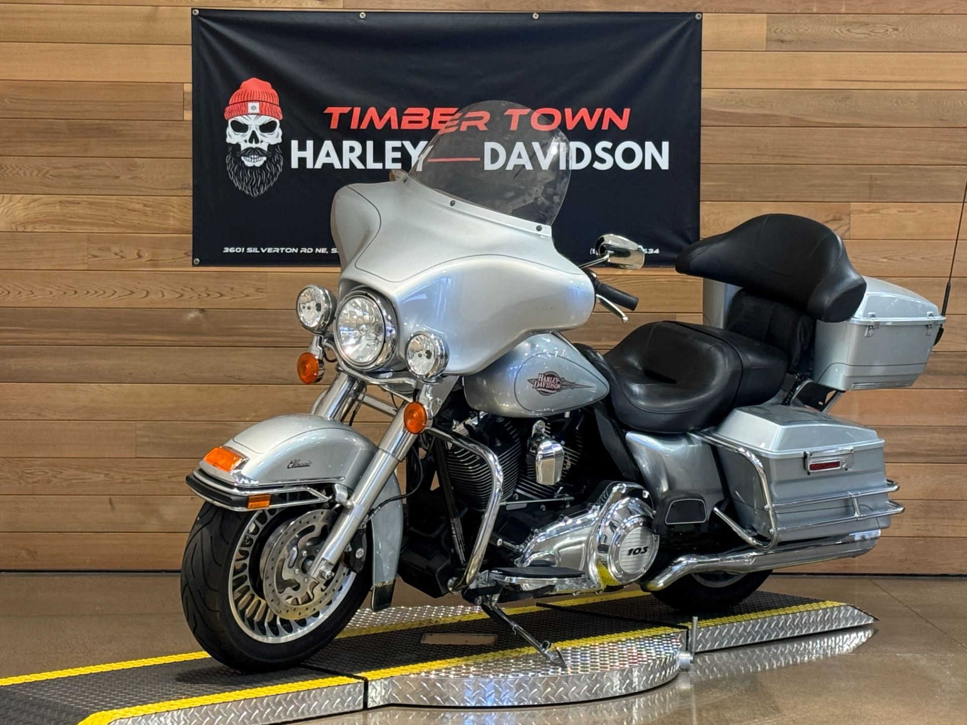 2012 Harley-Davidson Electra Glide® Classic in Salem, Oregon - Photo 4