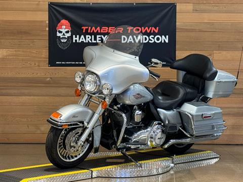 2012 Harley-Davidson Electra Glide® Classic in Salem, Oregon - Photo 4