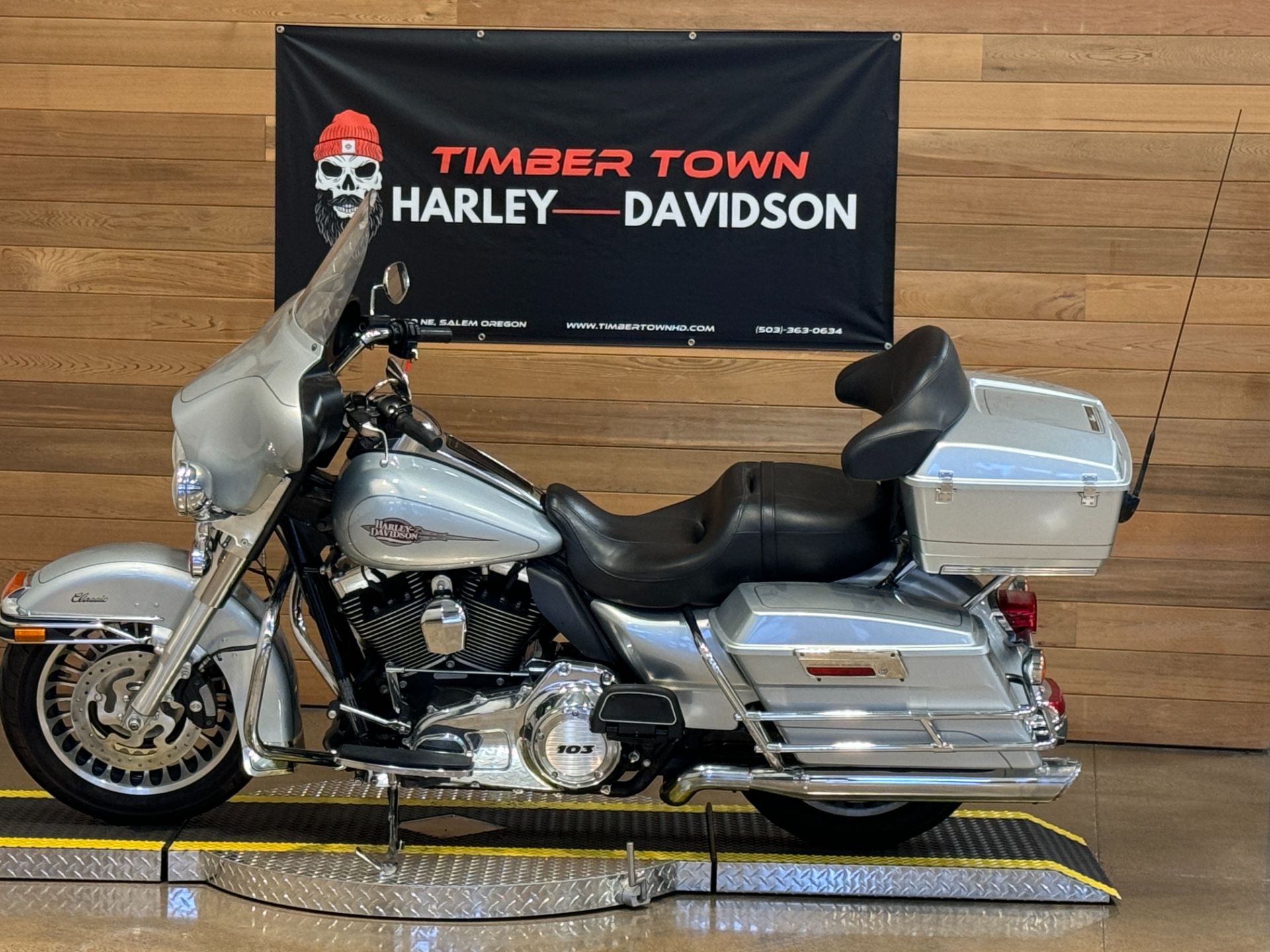 2012 Harley-Davidson Electra Glide® Classic in Salem, Oregon - Photo 5