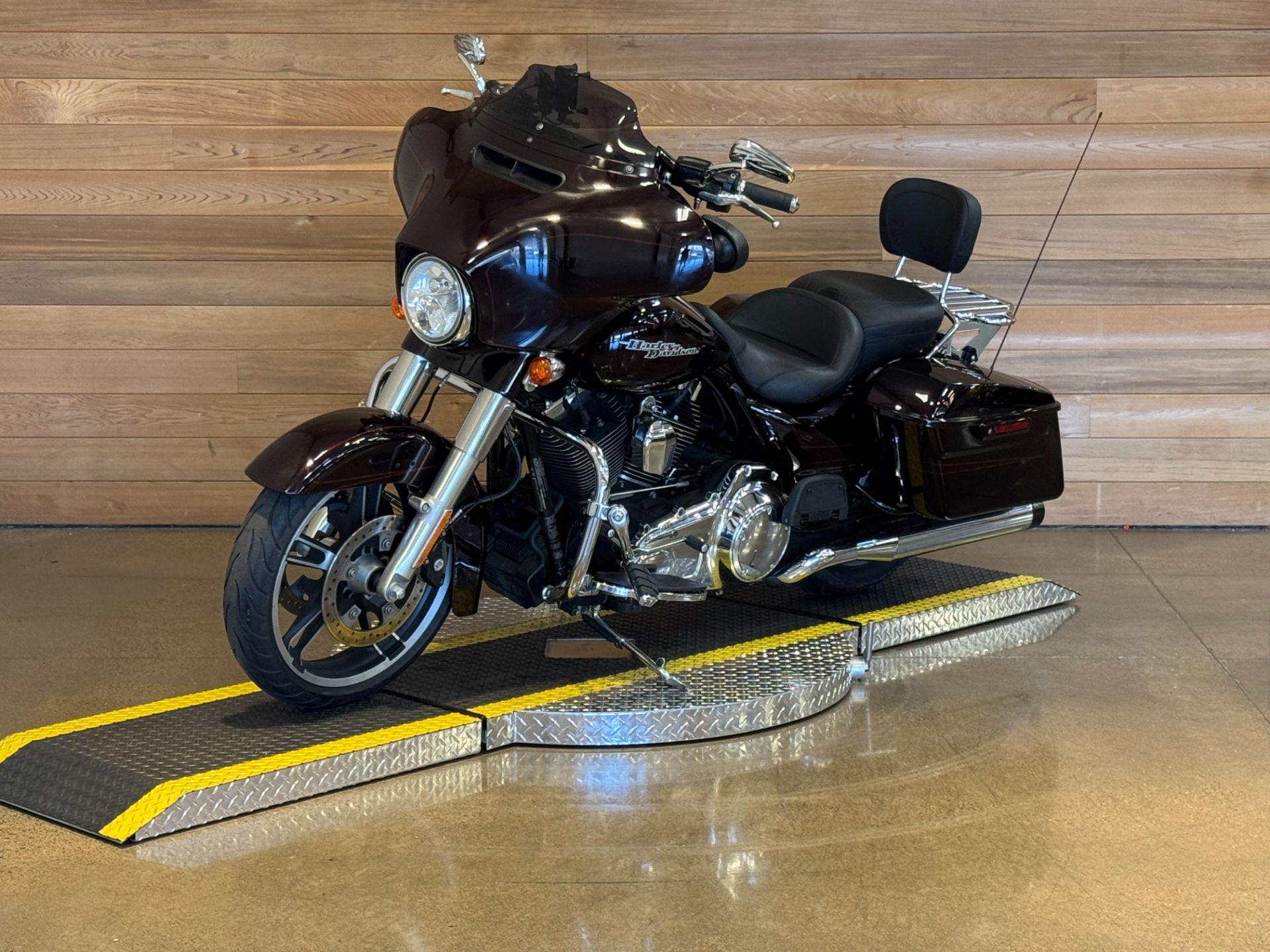 2014 Harley-Davidson Street Glide® Special 4