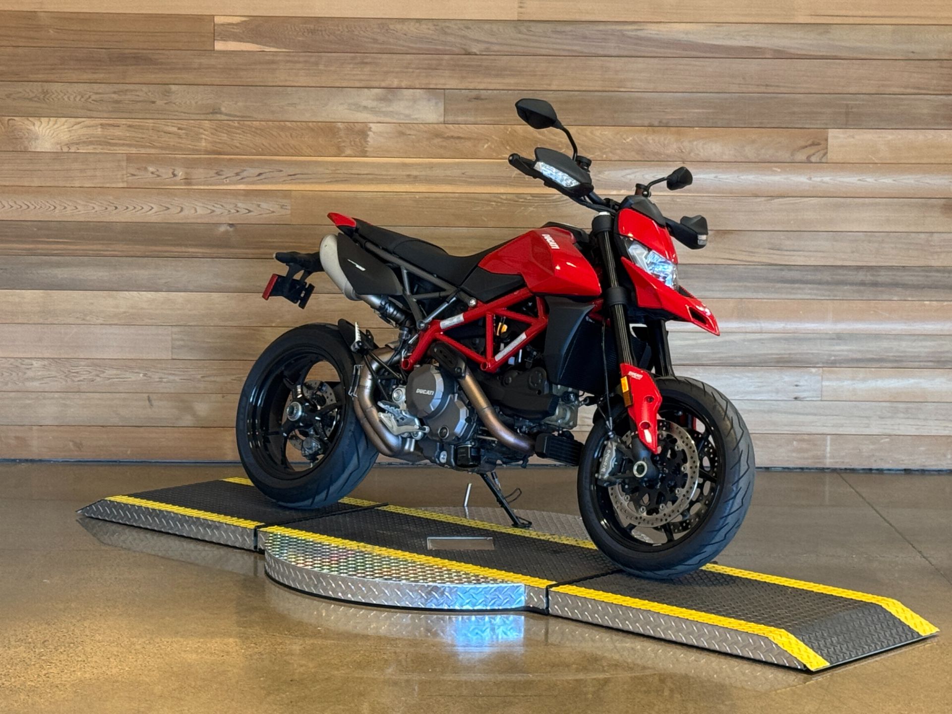 2021 Ducati Hypermotard 950 in Salem, Oregon - Photo 2