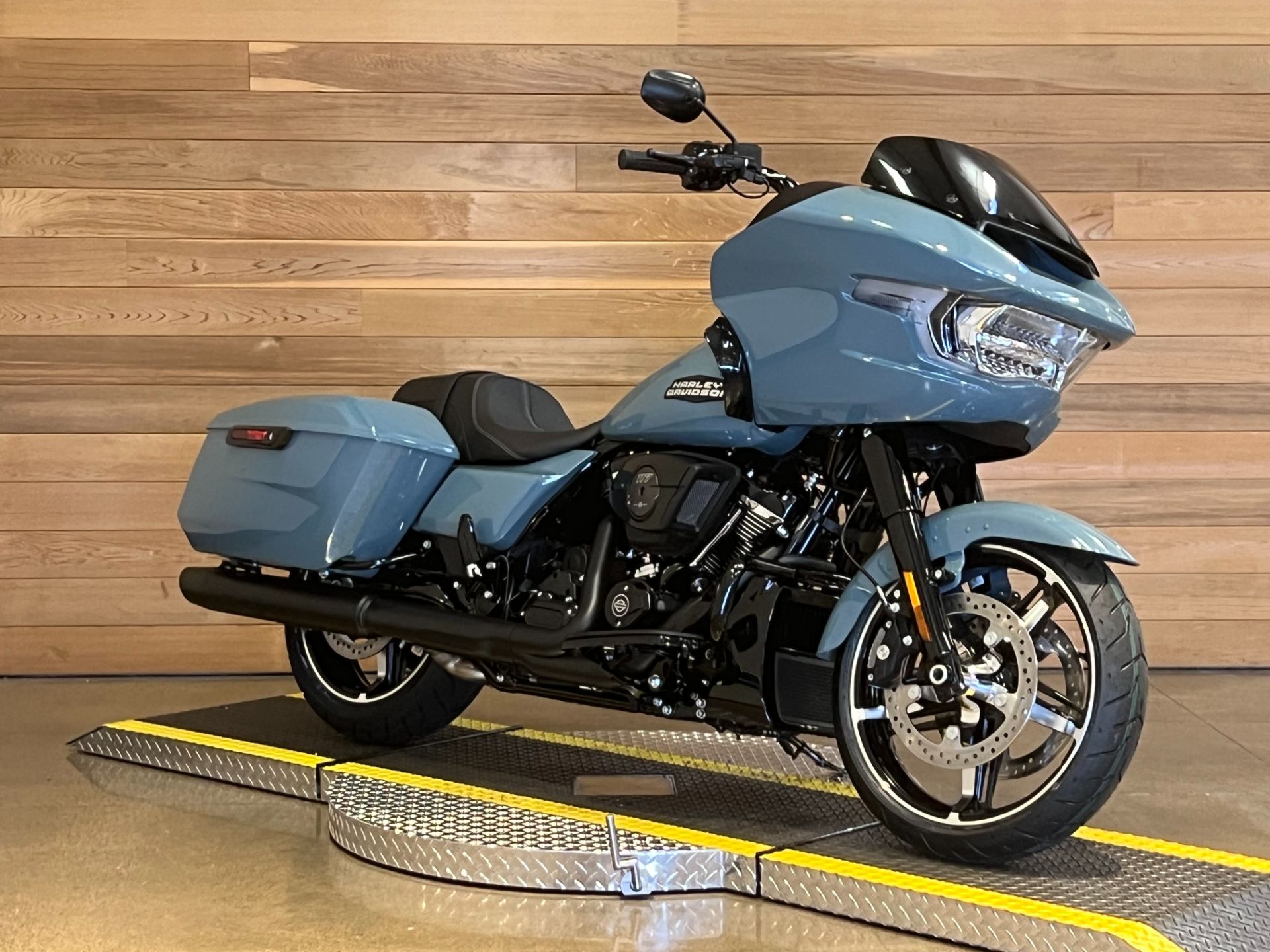 2024 Harley-Davidson Road Glide® in Salem, Oregon - Photo 2