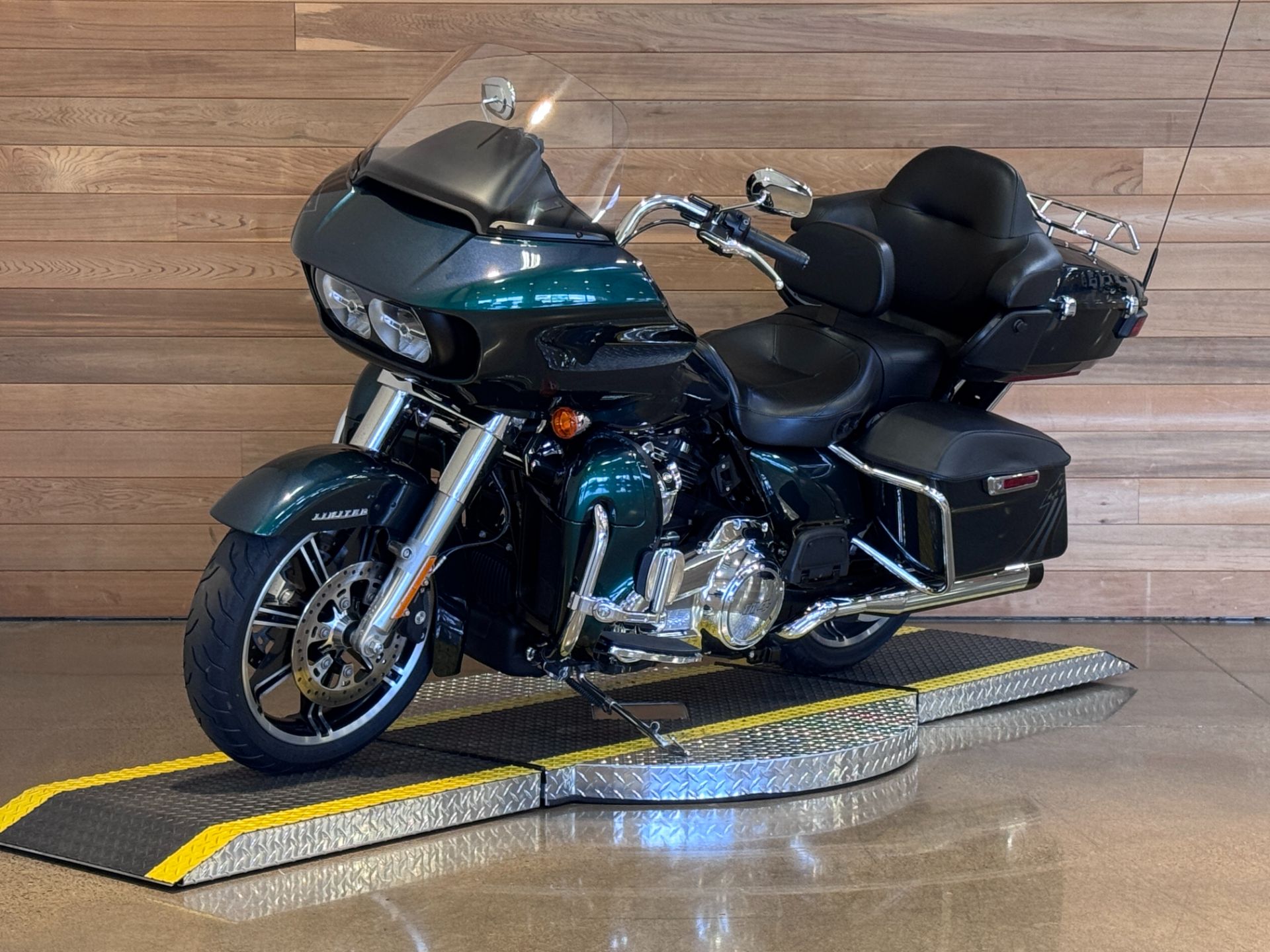 2021 Harley-Davidson Road Glide® Limited in Salem, Oregon - Photo 5