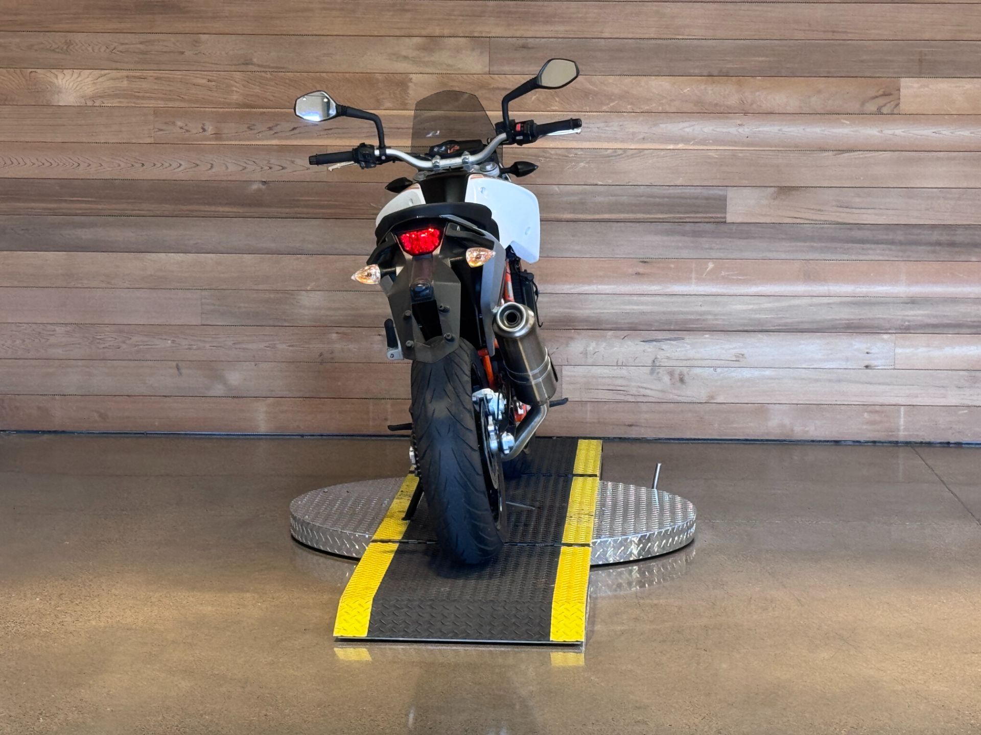 2013 KTM 690 Duke in Salem, Oregon - Photo 6