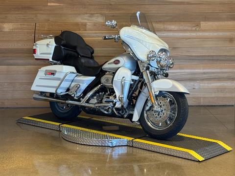 2008 Harley-Davidson CVO™ Screamin' Eagle® Ultra Classic® Electra Glide® in Salem, Oregon - Photo 2