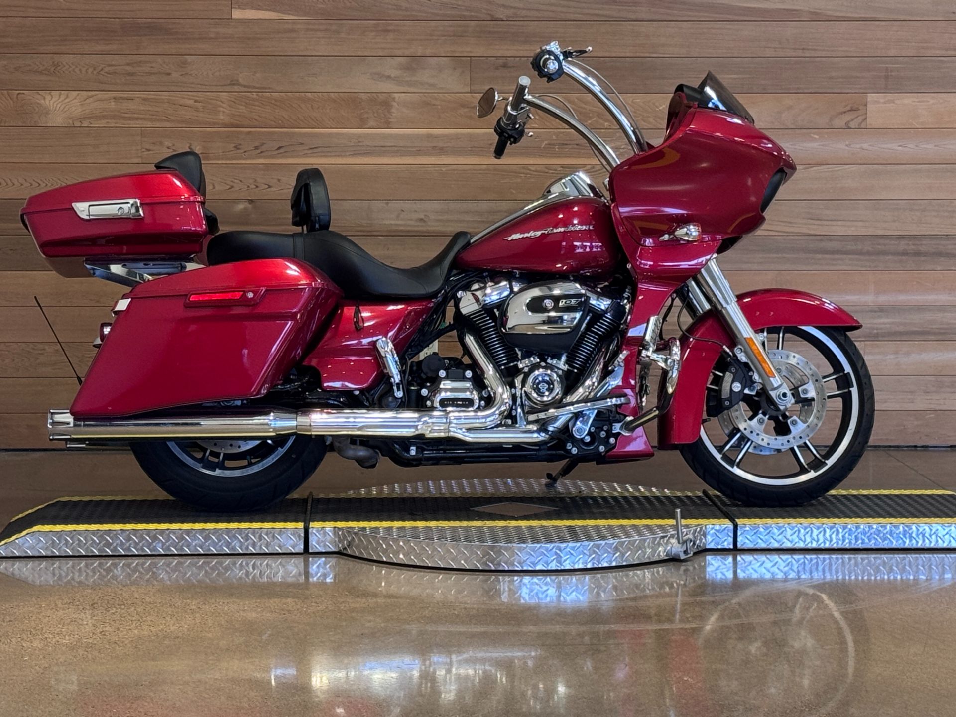 2019 Harley-Davidson Road Glide® in Salem, Oregon - Photo 1