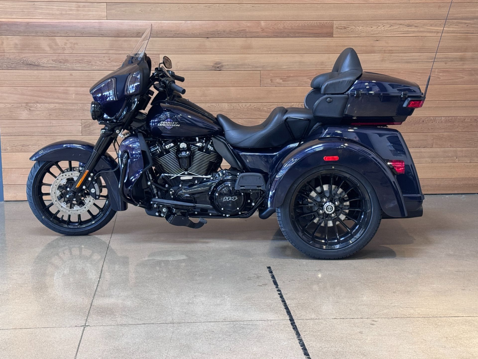 2025 Harley-Davidson Tri Glide® Ultra in Salem, Oregon - Photo 5